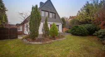 Immobilie Tangstedt - 360° Rundgang
Großzüges Einfamilienhaus mit 7 Zimmern 
und großem Garten