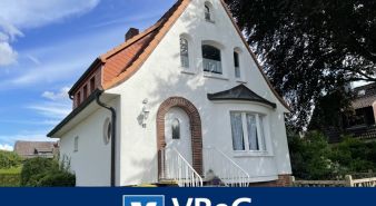 Immobilie Reinbek - Reinbek bei Hamburg:Charmantes EFH mit 2 Terrassen, kurzfristige Übergabe möglich (A2803)