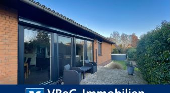 Immobilie Reinbek - Energetisch modernisiert & hochwertig renoviert: Großes Einfamilienhaus zentral in Reinbek