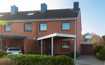 Ihr neues Zuhause in Uetersen!
Endreihenhaus mit Ausbaureserve zu verkaufen