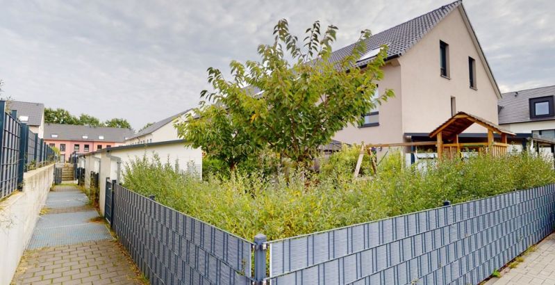 Immobilie Kaltenkirchen - Neuwertiges Endreihenhaus in familienfreundlicher Wohnlage - ohne Schrägen, ausgebautes Dachgeschoss